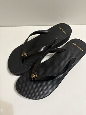 Tory Burch Black Flatform Flip Flops Sandals with Gold Logo Medallions Size 10
